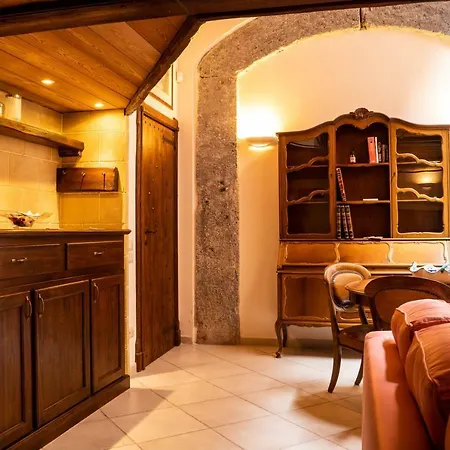 Piazza Del Gesu By Domusextra