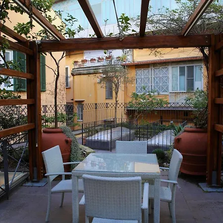 Piazza Del Gesu By Domusextra Apartament *