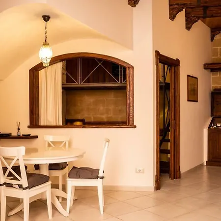 Apartament Piazza Del Gesu By Domusextra Neapol
